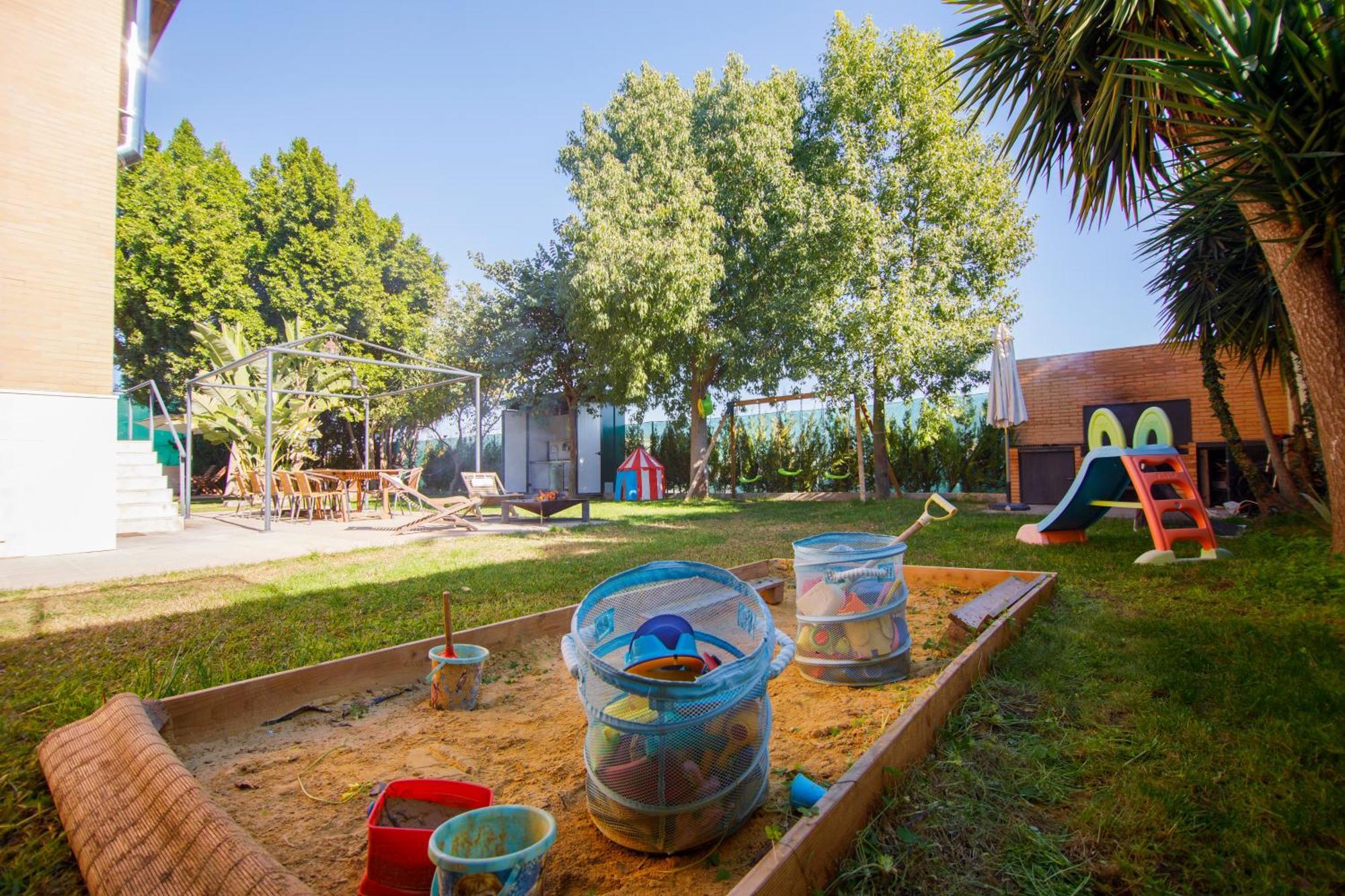 Rentalsevilla Brisa Del Aljarafe Con Piscina Climatizada A 15 Minutos De Sevilla Almensilla Exteriör bild